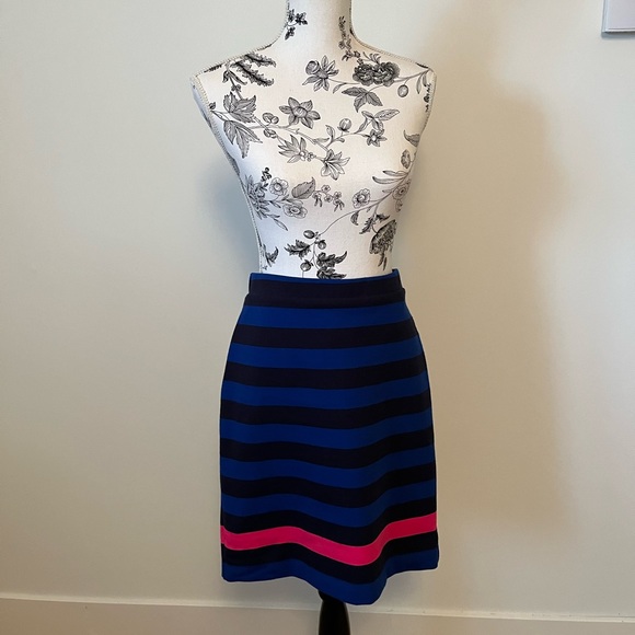 Tommy Hilfiger striped skirt - Picture 1 of 3
